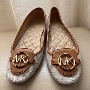 Michael Kors MK Beige Canvas Moccasin Slip-On Ballet Flats Size 8.5
